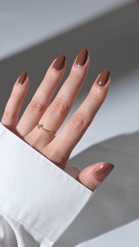  NUTS ABOUT YOU | Neglelakk | Nailberry  utsolgt men kan bestilles 